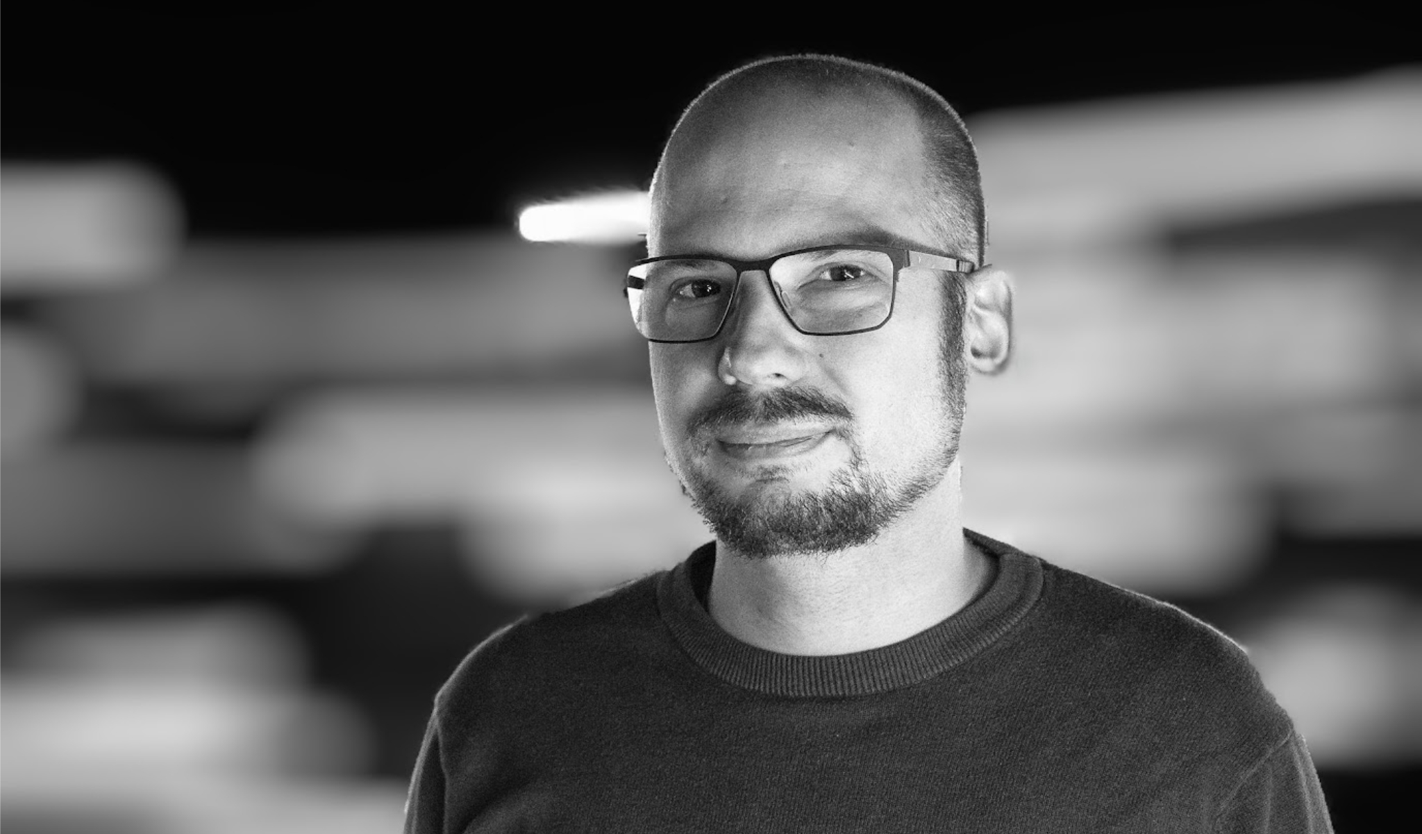 Schwarz-weiß-Bild von Nicolai Fleckenstein, Gründer und CEO von c'n learn